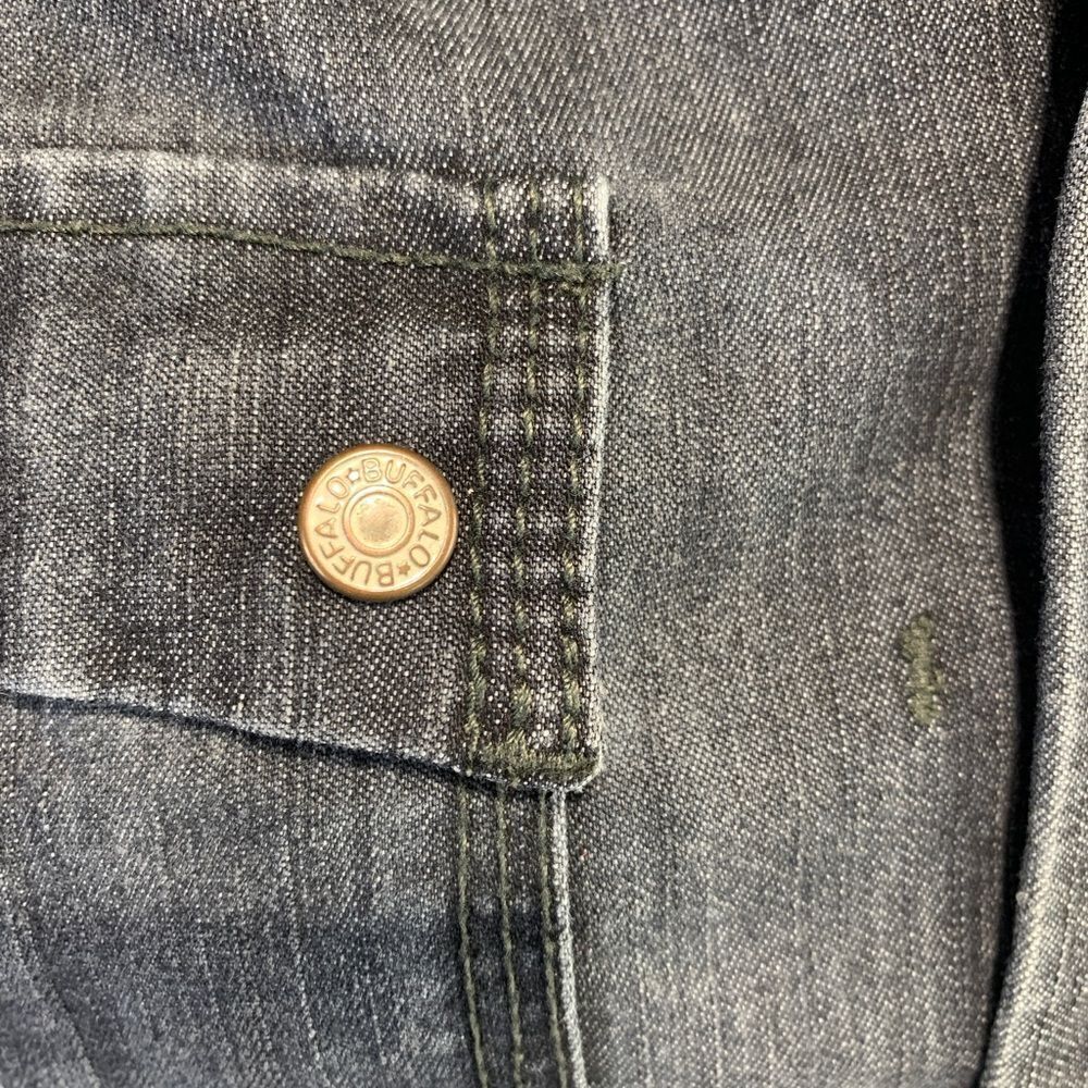 BUFFALO by David Bitton Marilyn Denim Top - Picture 6 of 12